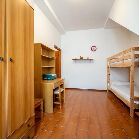 Апартаменты View With Balcony And Parking - Larihome A25 Джера-Ларио