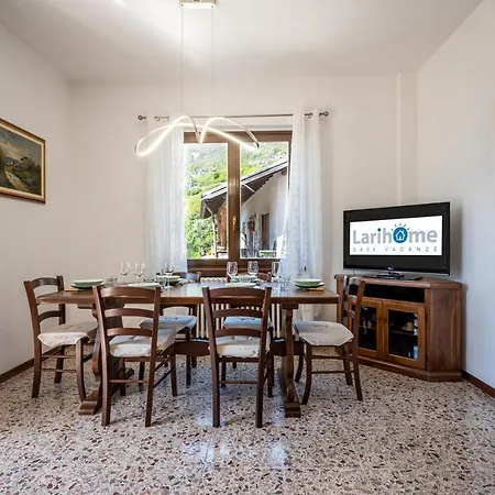 Apartment View With Balcony And Parking - Larihome A25
